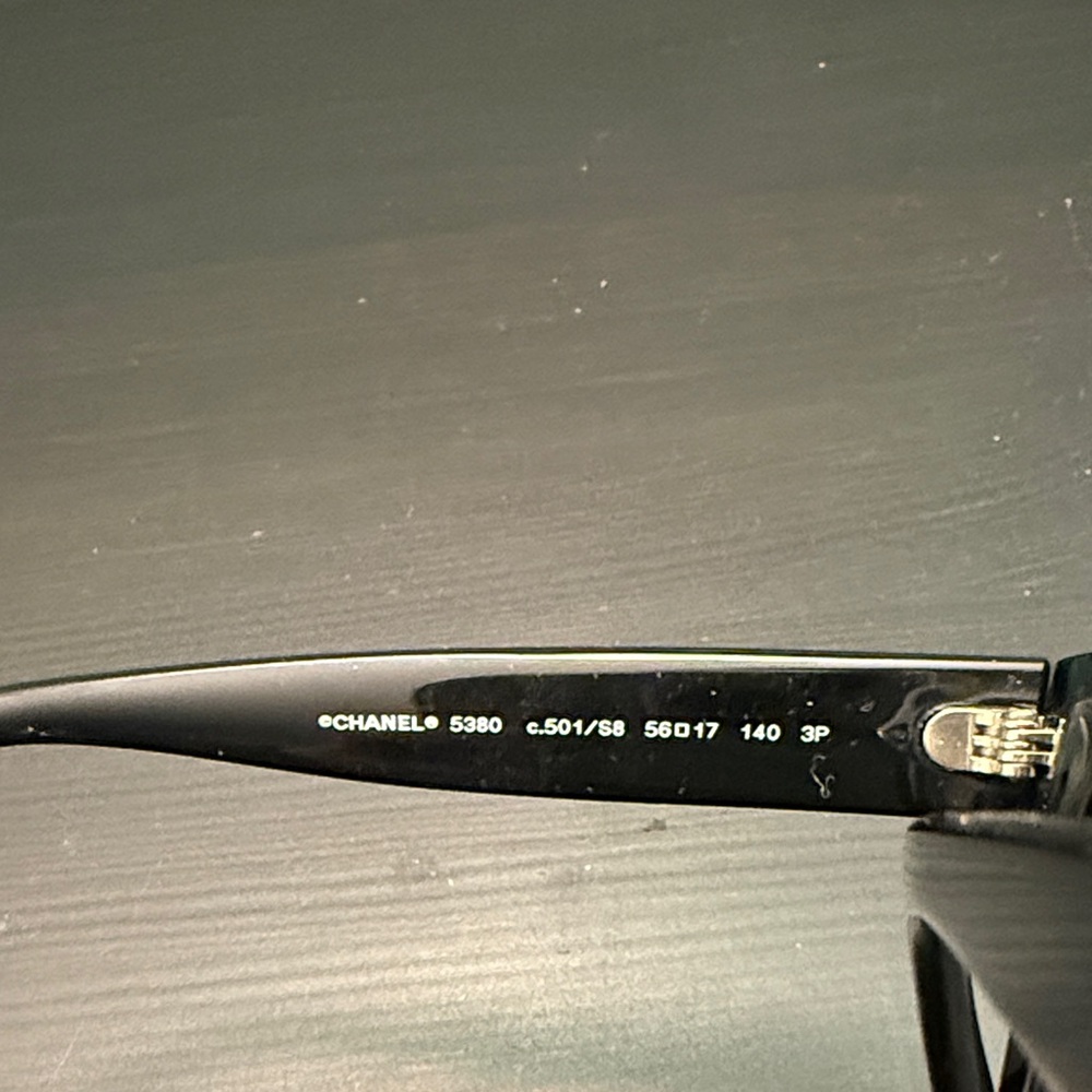 CHANEL Classic Black Sunglasses - Picture 6 of 6